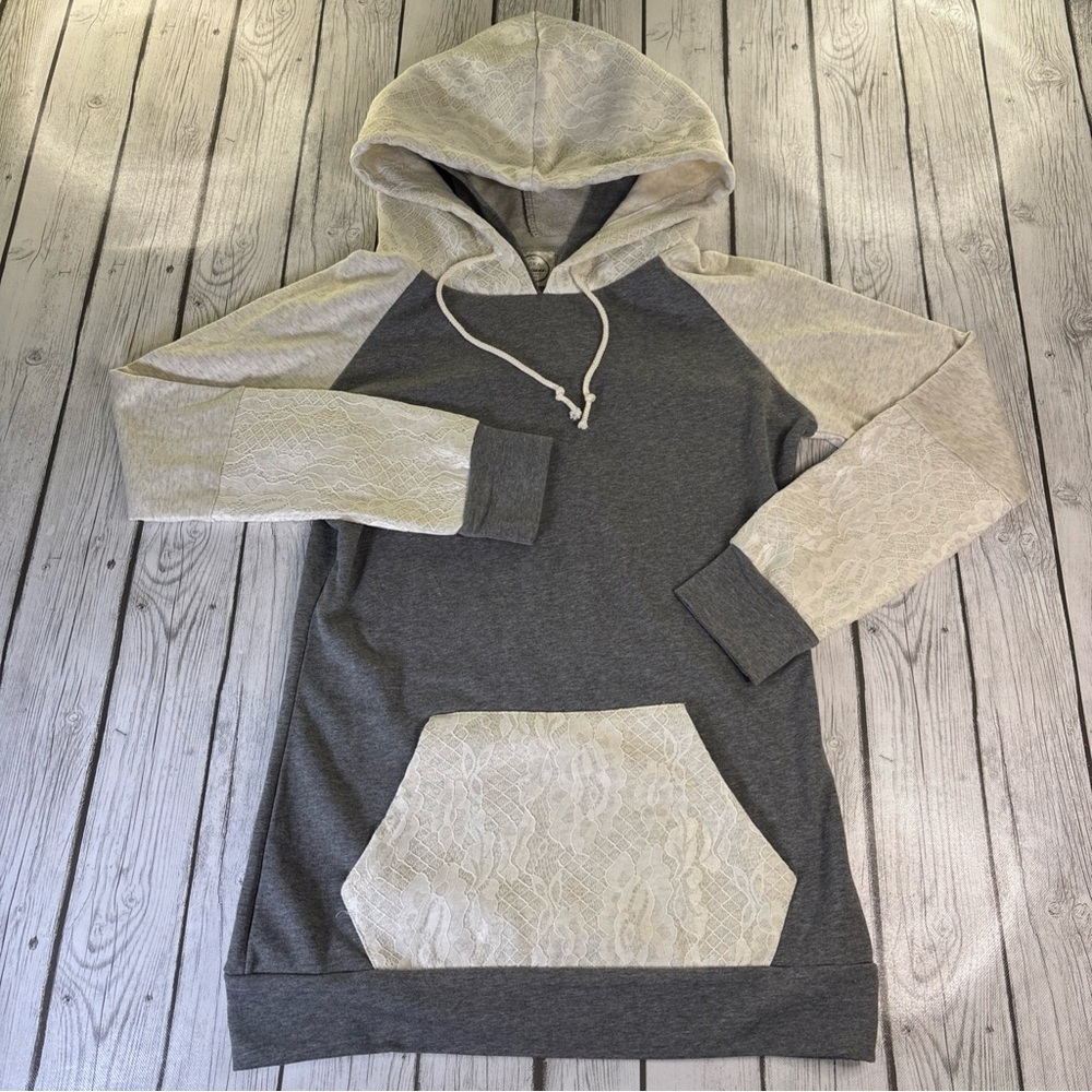 NORA MADISON DESIGNS Woman's size M. Lace and Jersy Pullover Hoodie Gray, White.